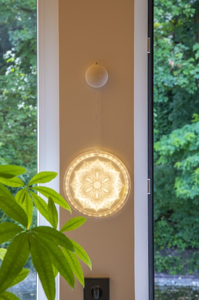 Berk L-301 LED Licht Mandala Stimmungslicht warmweiß zum Aufhängen Ø 21cm